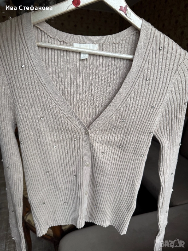 Нова бежова nude цвят модерна жилетка рипс с блестящи камъчета кристали , снимка 1