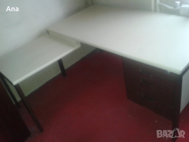 Продавам работно бюро, снимка 1