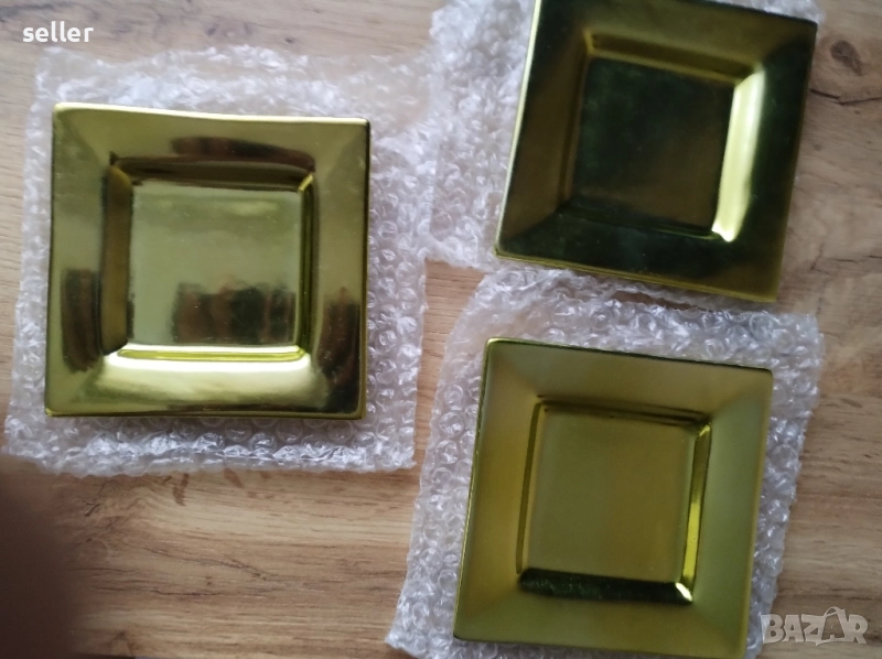 Комплект декоративни керамични чинии , снимка 1