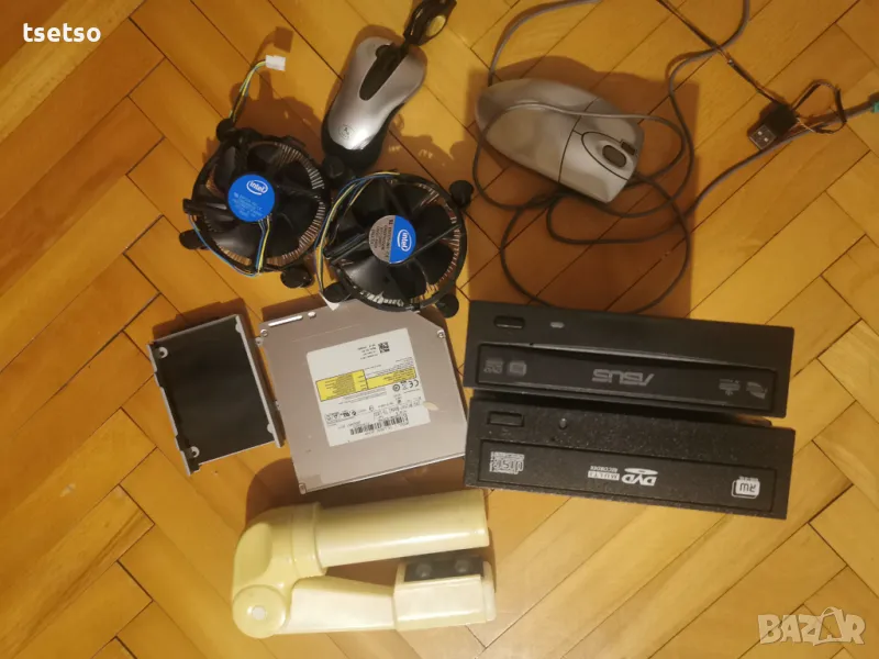 компютърни части и масажор, снимка 1