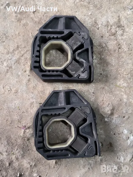 Тампони захвати воден радиатор за Голф 5 Ауди А3 Пасат VW Golf 5 Audi A3 8P Passat Touran 1K0121367C, снимка 1