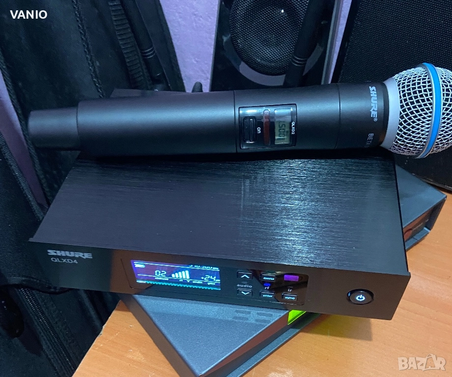 Shure QLXD24/B58 Digital Wireless Handheld Digitall Microphone System Made In Mexico, снимка 1