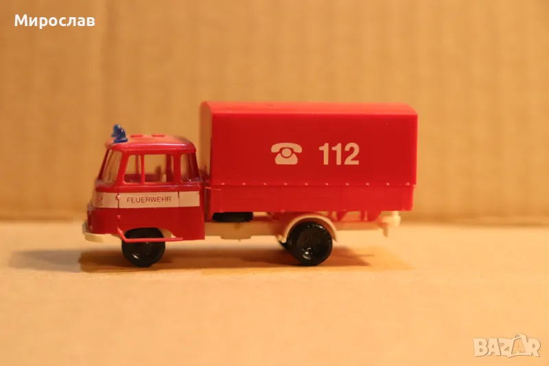 BUSCH? 1:87 H0 ROBUR ПОЖАРНА КАМИОН ТИР ИГРАЧКА МОДЕЛ, снимка 1
