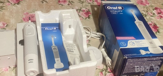 Oral-B Pro електрическа четка за зъби, снимка 4 - Друга електроника - 52595261