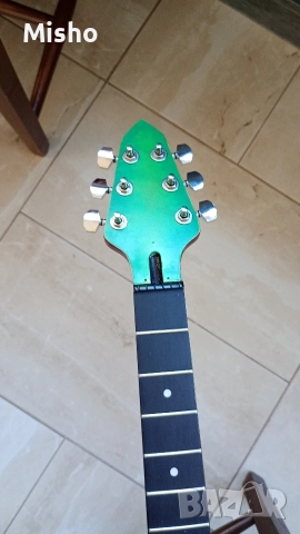 V Custom , снимка 3 - Китари - 52857399