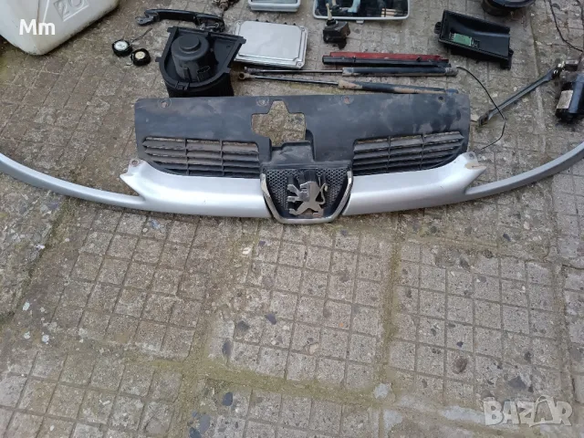 предна решетка Пежо 206
