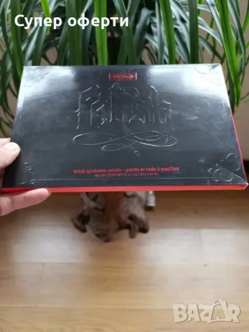 Палитра сенки за очи Fetish 24 цвята Hzs123, снимка 4 - Козметика за деца - 49959824