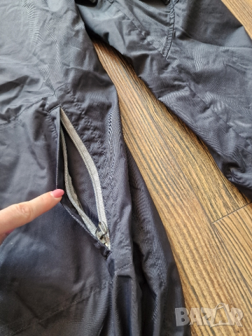 Страхотно мъжко яке HUGO BOSS , ветровка ,   размер XL , снимка 4 - Якета - 44852889