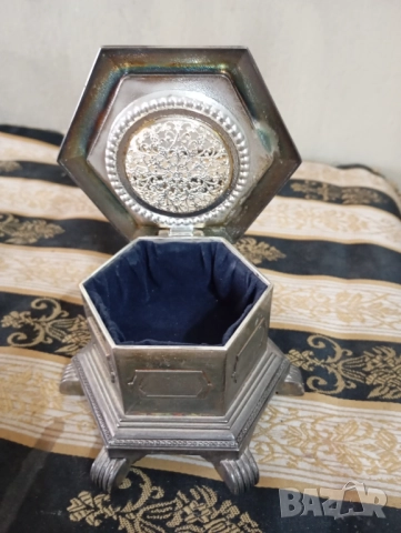 Кутия за ароматни масла в стил арт деко, снимка 4 - Антикварни и старинни предмети - 52927104