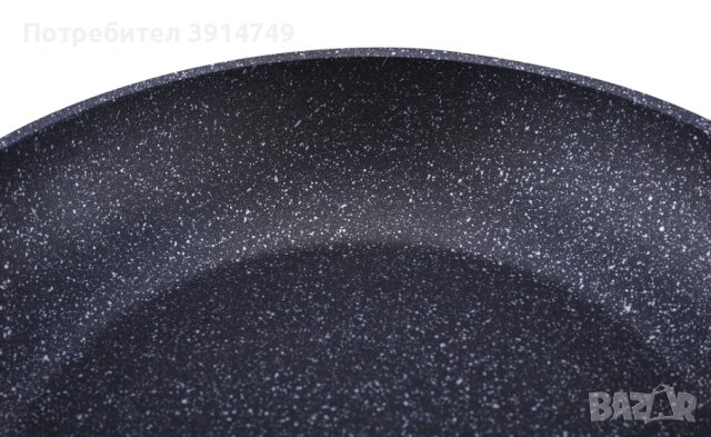 НОВ Тиган Brittany с трислойно незалепващо покритие GreblonC2, без токсини и тежки метали, 26см, снимка 5 - Съдове за готвене - 43299646