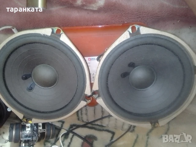 говорители със 30 вата мощност и 4 ома съпротивление 