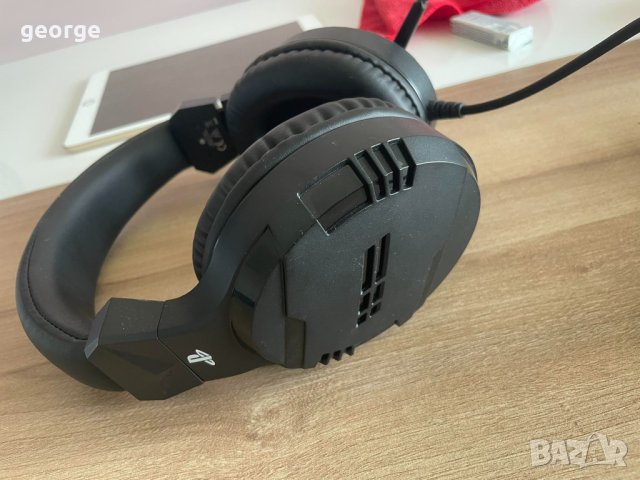 Геймърски слушалки Nacon Bigben PS4 Official Headset V3 Titanium, Микрофон, снимка 7 - Слушалки и портативни колонки - 43864233