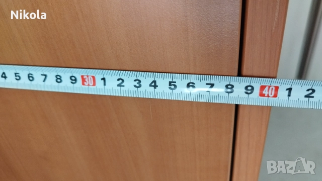 Еднокрил гардероб с рафтове на две нива със заключване - Офис шкафове 54/200/40, снимка 4 - Гардероби - 51843477