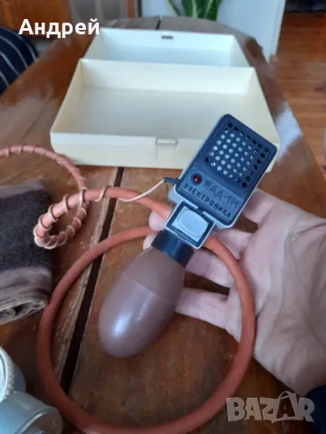 Стар апарат за кръвно налягане Електроника ИАД-1 #2, снимка 6 - Антикварни и старинни предмети - 48482487