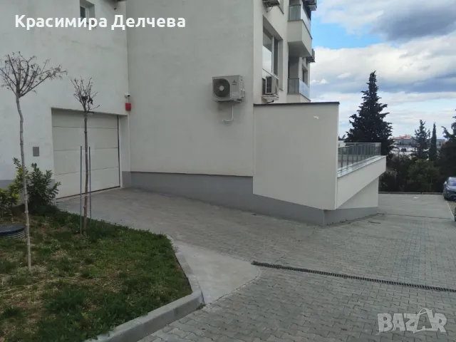 Гараж под наем Три чучура -север, двойна автоматична защита!, снимка 6 - Гаражи и паркоместа - 49887308