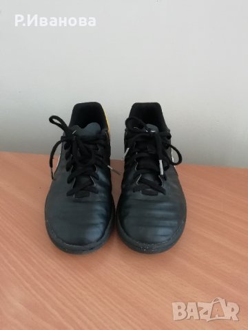 Дамски спортни обувки Nike, 36 номер, снимка 3 - Маратонки - 37136389