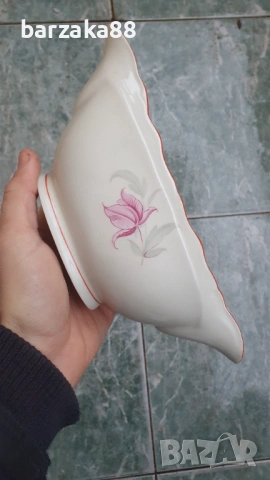 Българска порцеланова купа Ладия, снимка 3 - Сервизи - 53258011