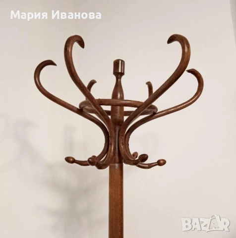 Стойка за закачане на дрехи - "виенски стил" дървена закачалка
