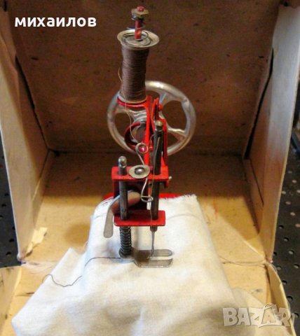 Детска играчка , снимка 4 - Антикварни и старинни предмети - 36605314