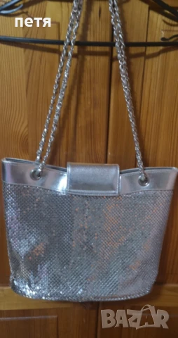 уникална чанта, снимка 2 - Чанти - 49503472