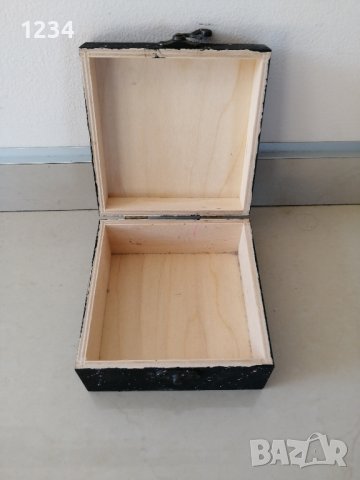 Дървена кутия 12.5 х 12.5 h 6 см. , снимка 4 - Други стоки за дома - 39744081