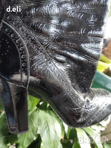 MIU MIU Original Size 37 100% Кожа Уникални ботуши , снимка 2 - Дамски ботуши - 52603802