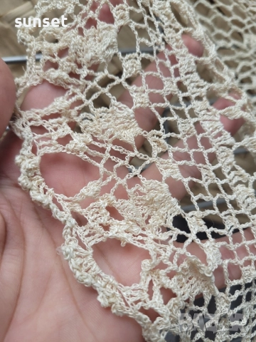 плетена овална покривка бежова-195/95, снимка 5 - Покривки за маси - 51829624