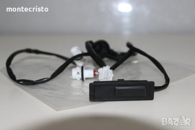 ✔️НОВ Бутон заден капак Nissan Juke F15 (2010-2015г.) микре отваряне заден капак