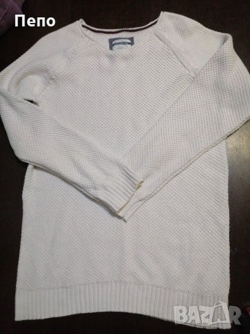 Бяла блузка, снимка 1 - Блузи с дълъг ръкав и пуловери - 35571107