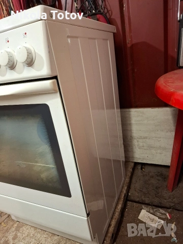 Продава се готварска печка Privileg. , снимка 5 - Печки, фурни - 53598857