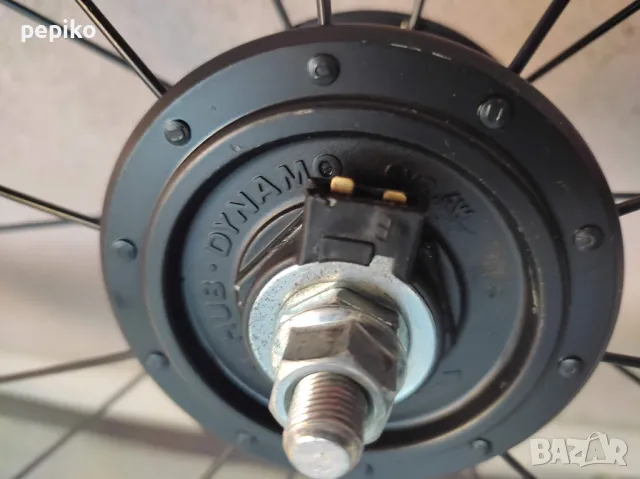 Продавам колела внос от Германия предна алуминиева капла с динамо главина DAHON 20 цола, снимка 2 - Части за велосипеди - 48390794