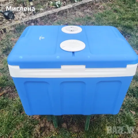 Хладилна чанта на 12 и 220 волта, снимка 2 - Хладилни чанти - 48940512