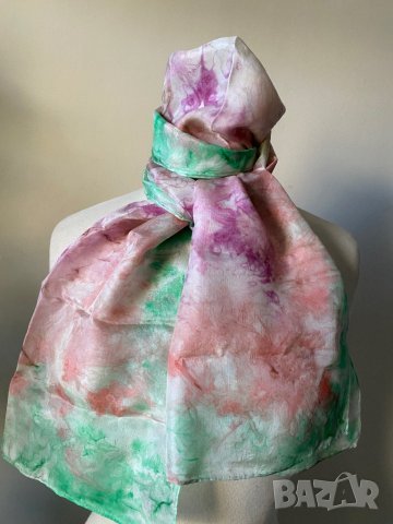 Копринен шал в розово и светло зелено, снимка 1 - Шалове - 43567455