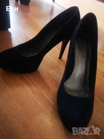 Елегантни дамски обувки 