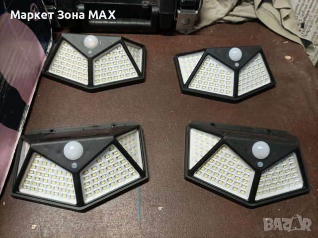 100 LED 4бр Соларни Лампи Водоустойчиви IP65 PIR Сензор за Слънчеви Лампи за Градина - Бяла Светлина, снимка 5 - Соларни лампи - 53483280