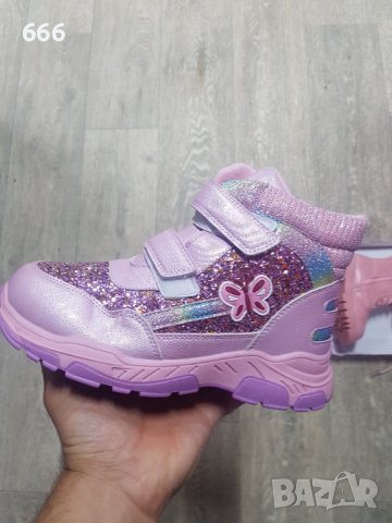 Обувки, снимка 2 - Детски обувки - 42979981