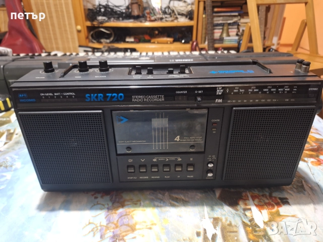 Български касетофон Инкомс, снимка 2 - Радиокасетофони, транзистори - 52914676