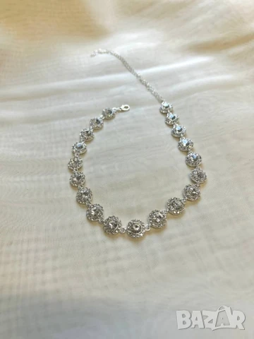 колиета , снимка 5 - Колиета, медальони, синджири - 51151575