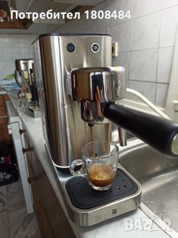 Кафемашина VMF нова с ръкохватка с крема диск, работи отлично и прави хубаво кафе с каймак , снимка 5 - Кафемашини - 43500064