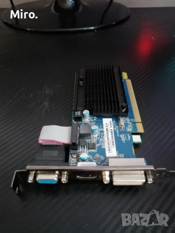 Sapphire R5 230 2 GB, снимка 3 - Видеокарти - 51760218