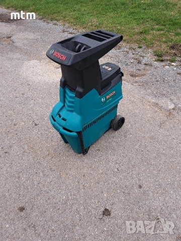 дробилка за клони bosch, снимка 2 - Градинска техника - 52302544