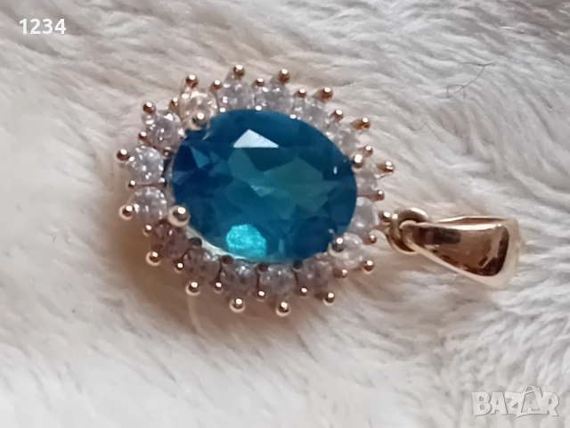 Златен медальон с естествен топаз, снимка 2 - Колиета, медальони, синджири - 52676418