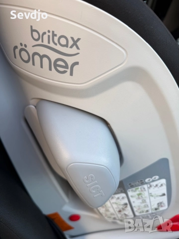 Столче за кола ISOFIX Britax Romer Advansafix III SICT Cosmos Black, 9-36 кг, Черно, снимка 9 - Столчета за кола и колело - 52866505