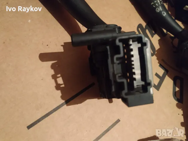 Лостче чистачки за Toyota Avensis 2004, снимка 2 - Части - 46293789