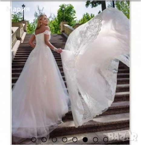 Булчинска рокля с шлейф Hadassa, снимка 1 - Сватбени рокли - 33107561