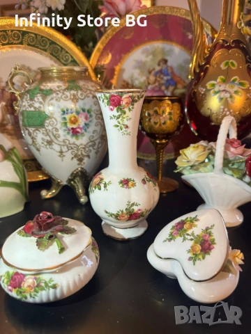 🌹✨ Royal Albert “Old Country Roses” – изискан порцеланов комплект за красота и стил ✨🌹, снимка 4 - Антикварни и старинни предмети - 53462273