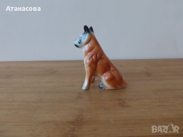 Немска порцеланова фигура Куче 80-те г статуетка, снимка 3 - Статуетки - 43643524