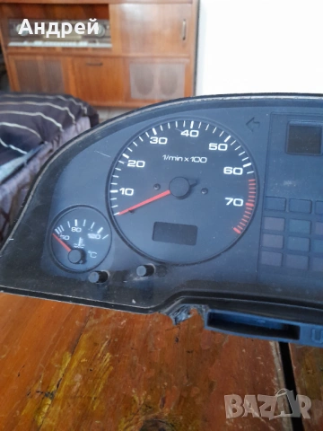 Старо автомобилно табло VDO, снимка 2 - Други ценни предмети - 53198671