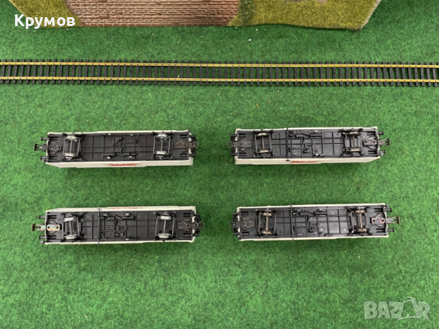 Вагон товарен хладилен 2-осен Пико HO 1:87 влак ЖП модел, снимка 3 - Колекции - 52979289