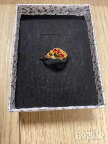 Руски златен пръстен с рубини